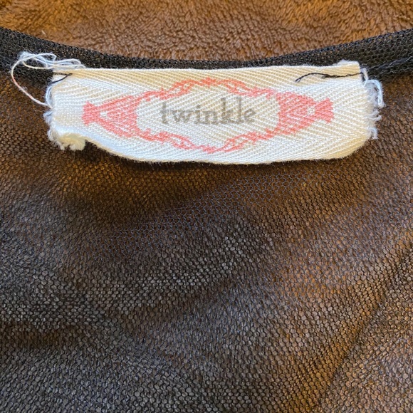 Blouse - Picture 2 of 3